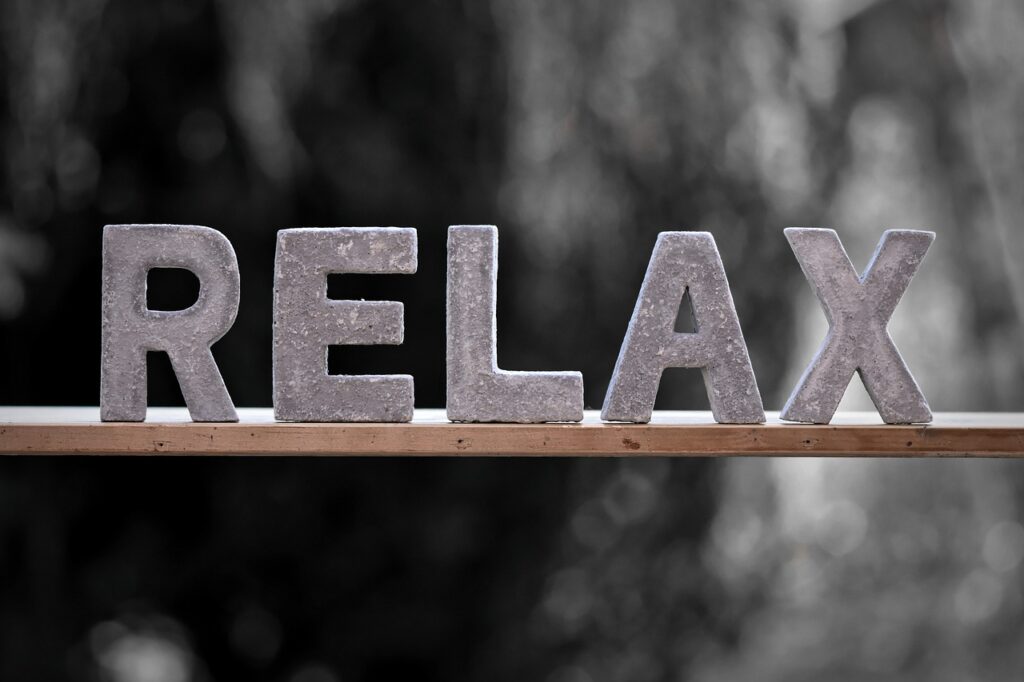 relax, quiet, lie